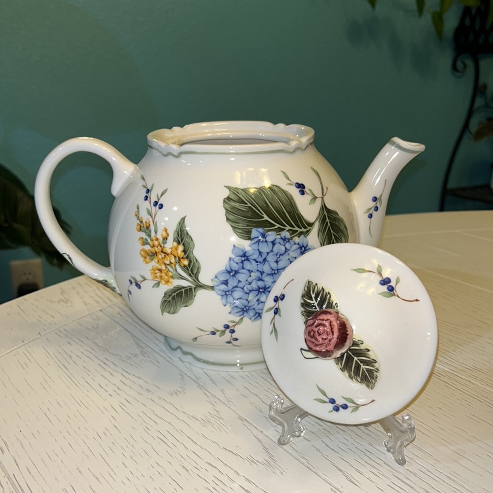 Princess House Vintage Garden Ceramic Tea Pot - Picture 3 of 5